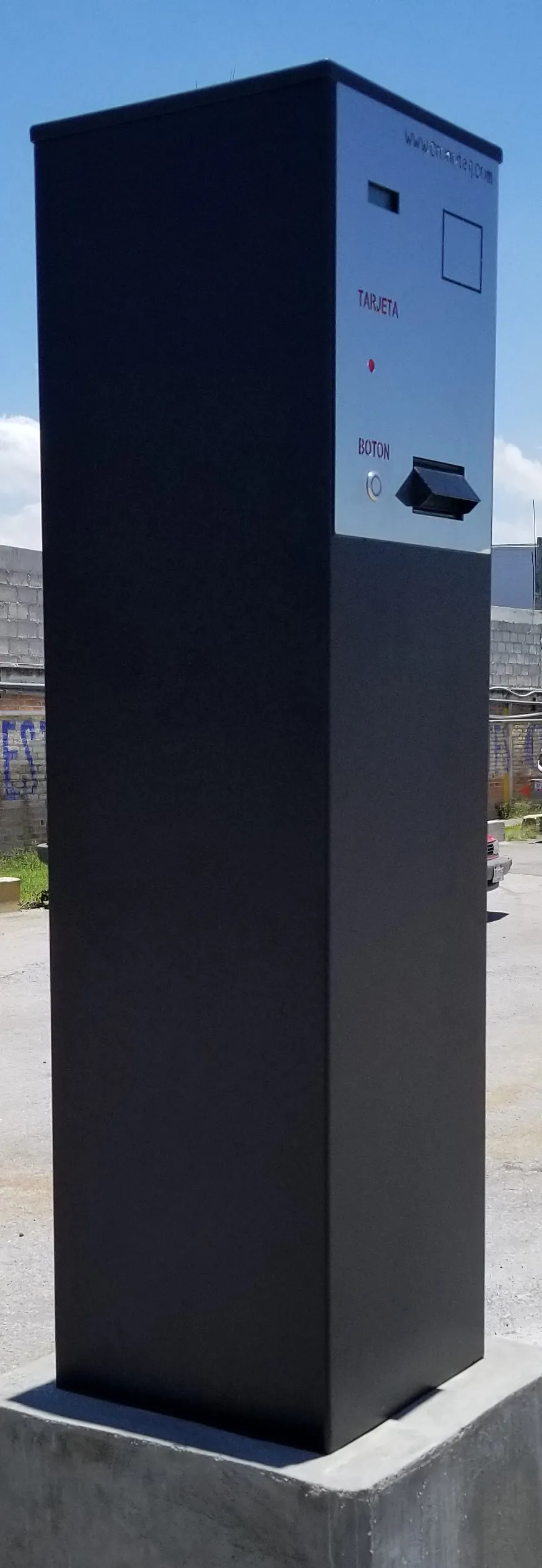 Boletera Q100 frontal
